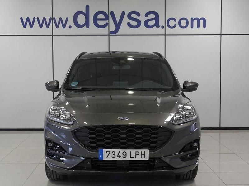 Usado Ford Kuga ST-Line X 150 CV (110 kW) 2021 Gris SUV