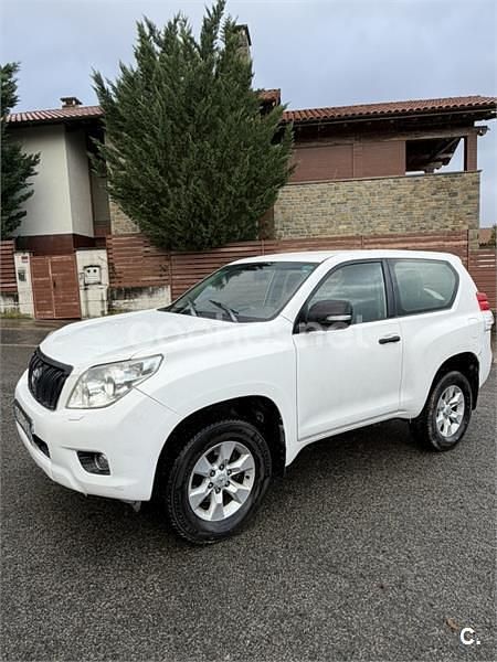 Blanco Usado 2010 Toyota Land Cruiser SUV | 17.900 € (Buen precio) - Imagen 1/4