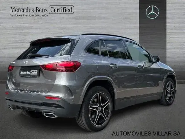 Usado Mercedes GLA250 218 CV (160 kW) 2025 Gris montaña SUV