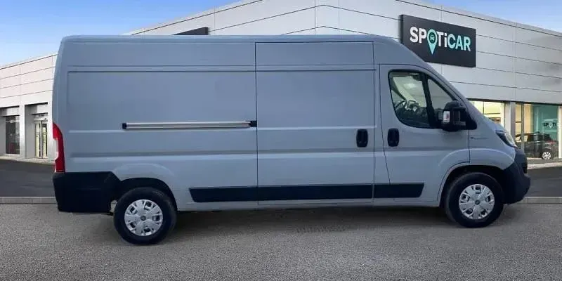 Usado Fiat E-Ducato 89 kW (122 CV) 2021 Azul Berlina