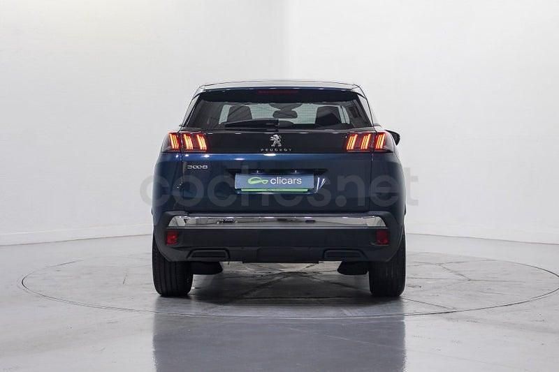 Usado Peugeot 3008 Allure 130 CV (95 kW) 2024 Azul SUV