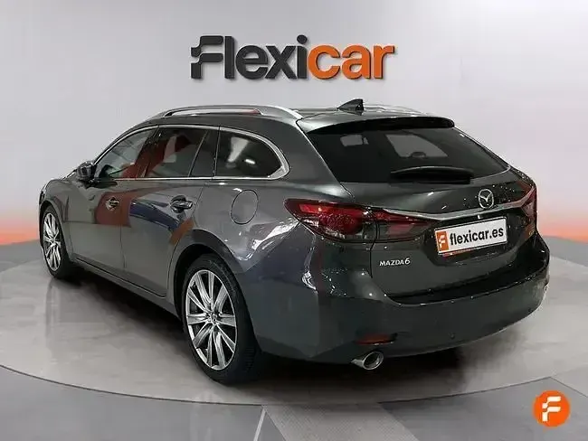Usado Mazda 6 145 CV (106 kW) 2022 Gris Familiar