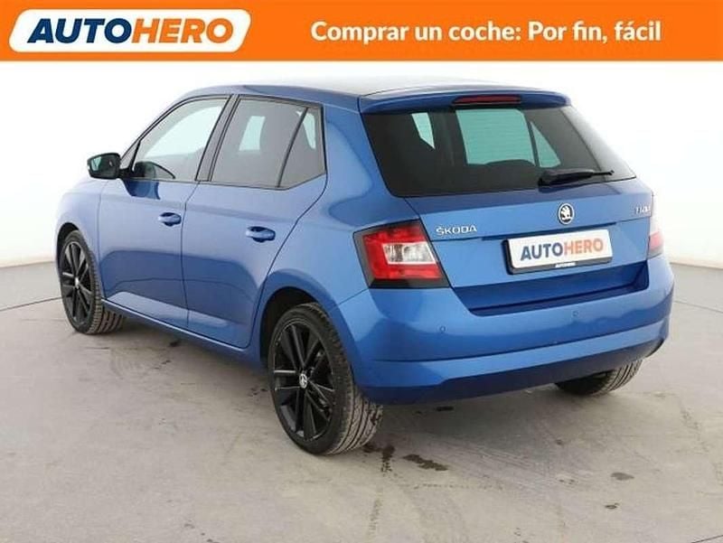 Usado Skoda Fabia 90 CV (66 kW) 2018 Azul Utilitario