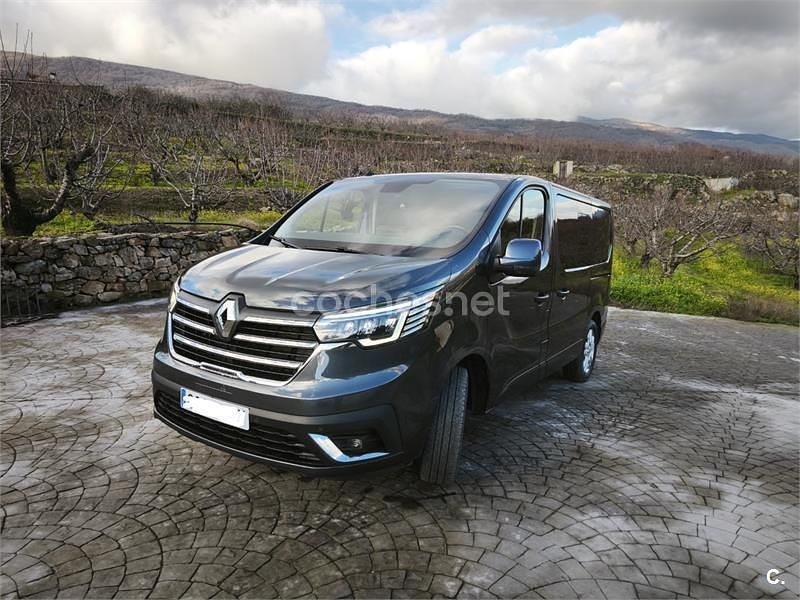 Negro Usado 2021 Renault Trafic Monovolumen | 29.700 € (Precio justo) - Imagen 1/4