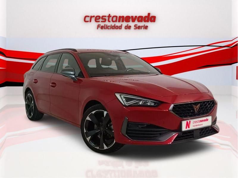 Usado Cupra Leon 150 CV (110 kW) 2023 Rojo Coupe