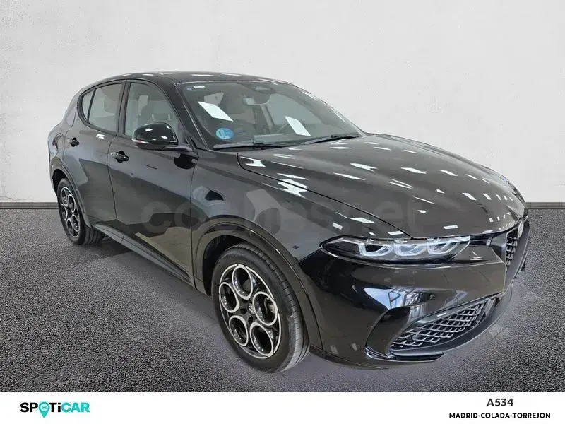 Usado Alfa Romeo Tonale Sprint 130 CV (95 kW) 2024 Negro SUV
