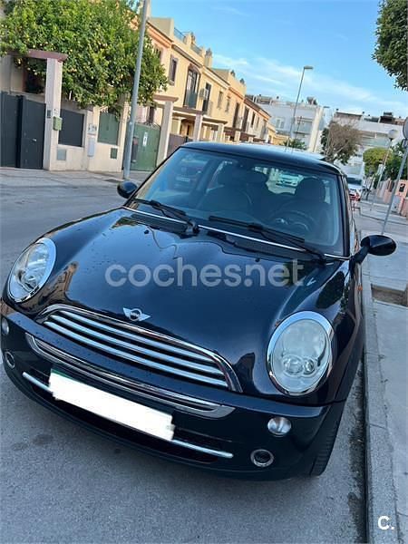 Usado Mini ONE 90 CV (66 kW) 2006 Negro Utilitario