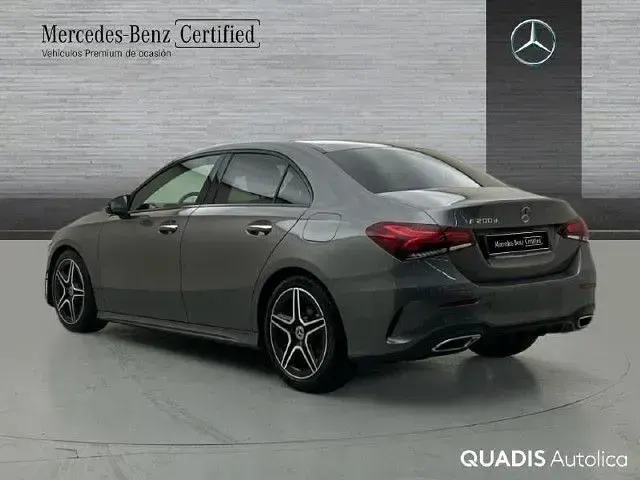Usado Mercedes A200 150 CV (110 kW) 2022 Gris Berlina