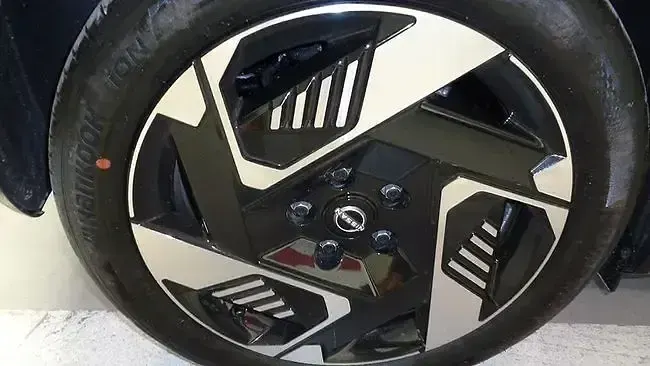Nuevo Nissan Micra N-Connecta 88 kW (120 CV) 2025 Negro Utilitario