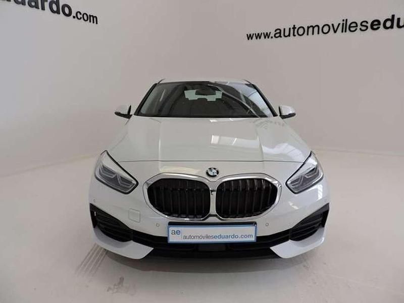 Usado BMW 116 Advantage 136 HP (100 kW) 2022 Branco Citadino