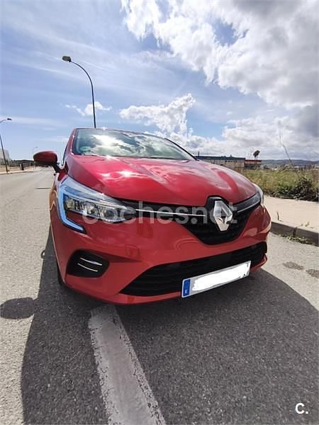 Usado Renault Clio V Intens 100 CV (73 kW) 2020 Rojo Berlina