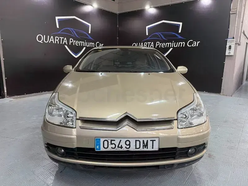 Usado Citroën C5 117 CV (86 kW) 2005 Beige Berlina