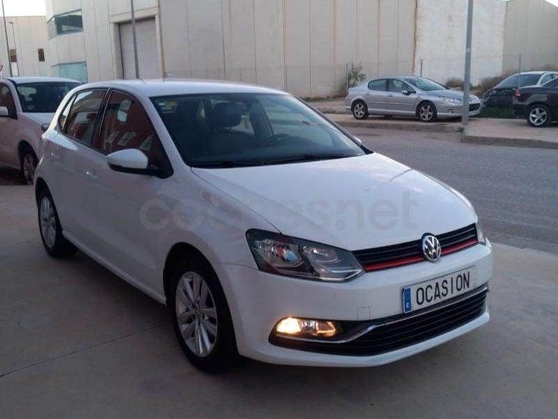 Usado VW Polo Advance 90 CV (66 kW) 2014 Blanco Berlina