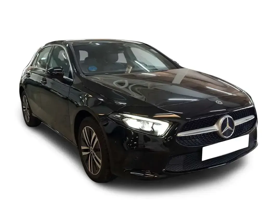 Usado Mercedes A250 218 CV (160 kW) 2022 Negro Utilitario