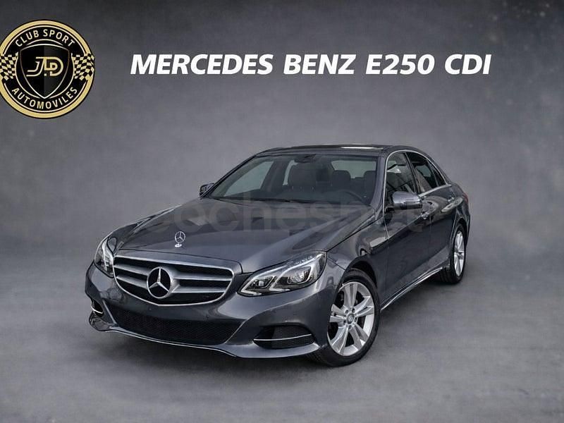 Usado Mercedes E250 Avantgarde 204 CV (150 kW) 2016 Azul Familiar