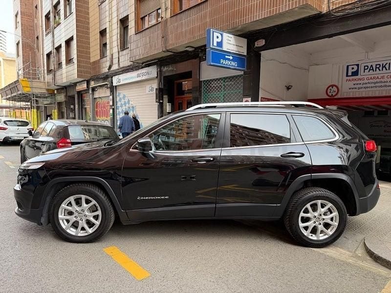 Usado Jeep Cherokee Longitude 140 CV (102 kW) 2014 Negro SUV