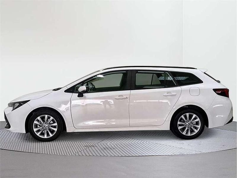 Usado Toyota Corolla Active 140 CV (102 kW) 2025 Familiar