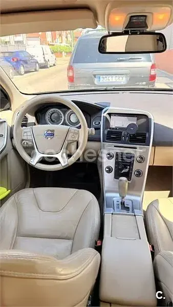 Usado Volvo XC60 Summum 163 CV (119 kW) 2012 Verde SUV