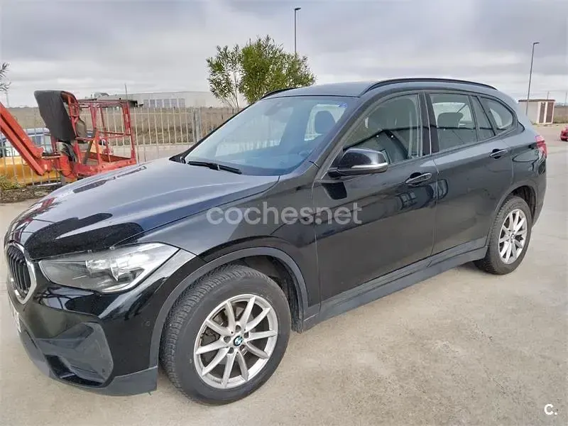 Usado BMW X1 116 CV (85 kW) 2019 Negro SUV