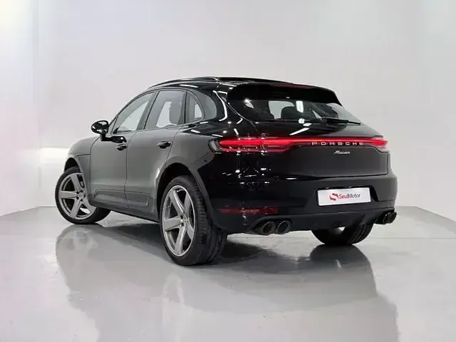 Usado Porsche Macan 245 CV (180 kW) 2021 Negro SUV