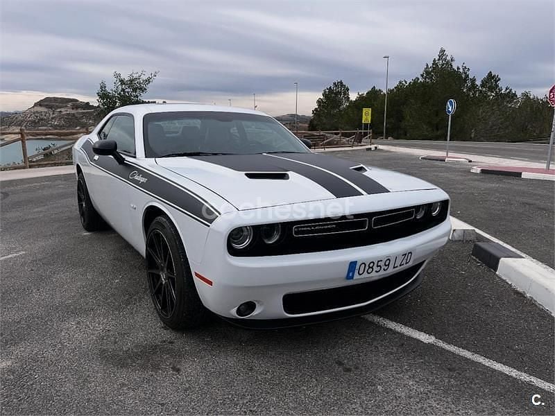 Usado Dodge Challenger SXT 303 CV (222 kW) 2023 Blanco Coupe