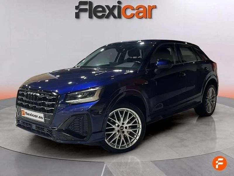 Usado Audi Q2 Premium 116 CV (85 kW) 2022 Azul SUV