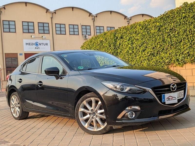 Negro Usado 2015 Mazda 3 Luxury Berlina | 12.950 € (Precio justo) - Imagen 1/4