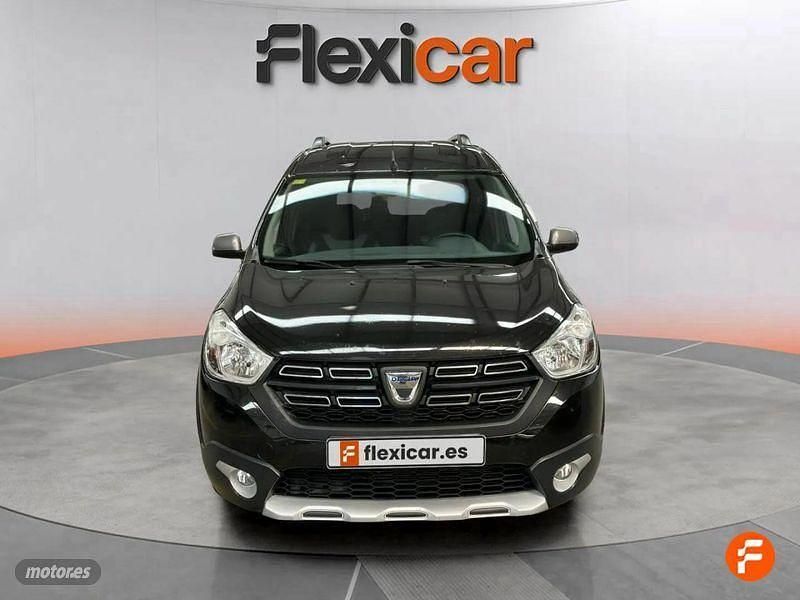 Usado Dacia Dokker Essentiel 95 CV (69 kW) 2020 Negro Monovolumen