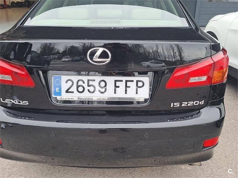 Usado Lexus IS220d Luxury Line 177 CV (130 kW) 2006 Negro Berlina
