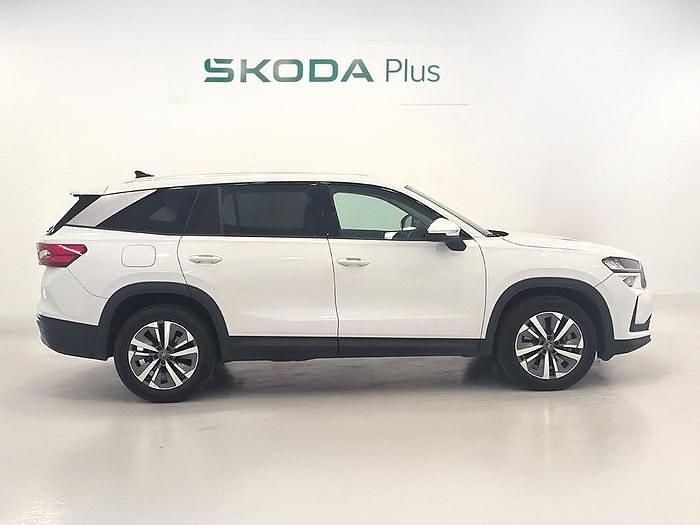 Begagnad Skoda Kodiaq Selection 150 HK (110 kW) 2025 Vit SUV