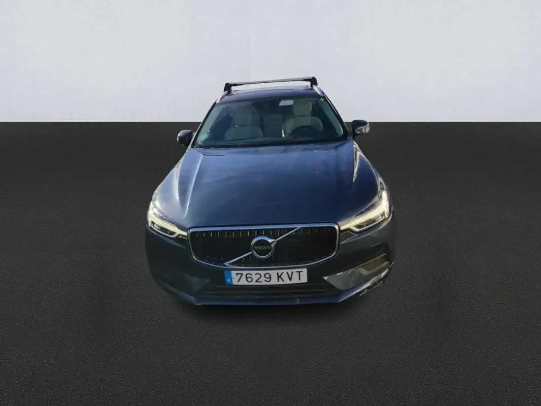 Usado Volvo XC60 Momentum 190 CV (139 kW) 2019 Azul SUV