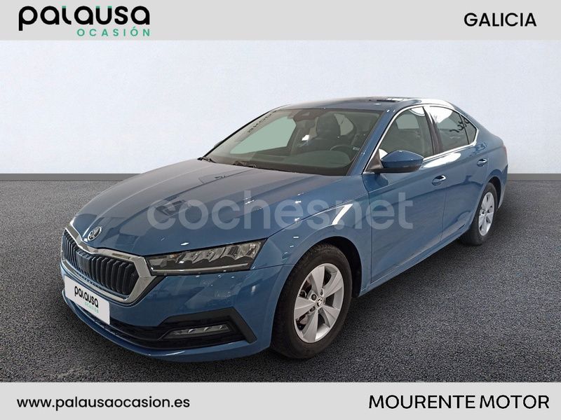 Azul Usado 2021 Skoda Octavia Ambition Berlina | 17.500 € (Precio justo) - Imagen 1/4