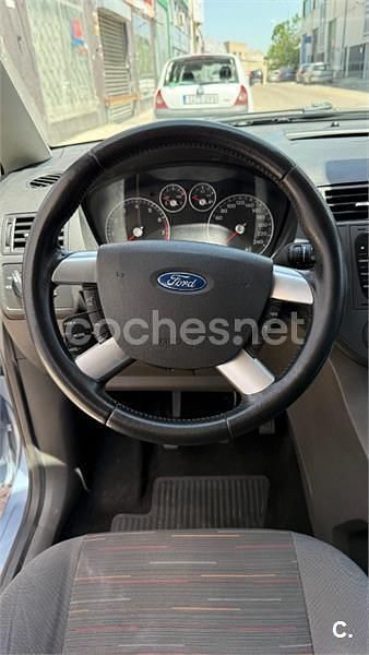 Usado Ford C-MAX Trend 100 CV (73 kW) 2007 Azul Monovolumen
