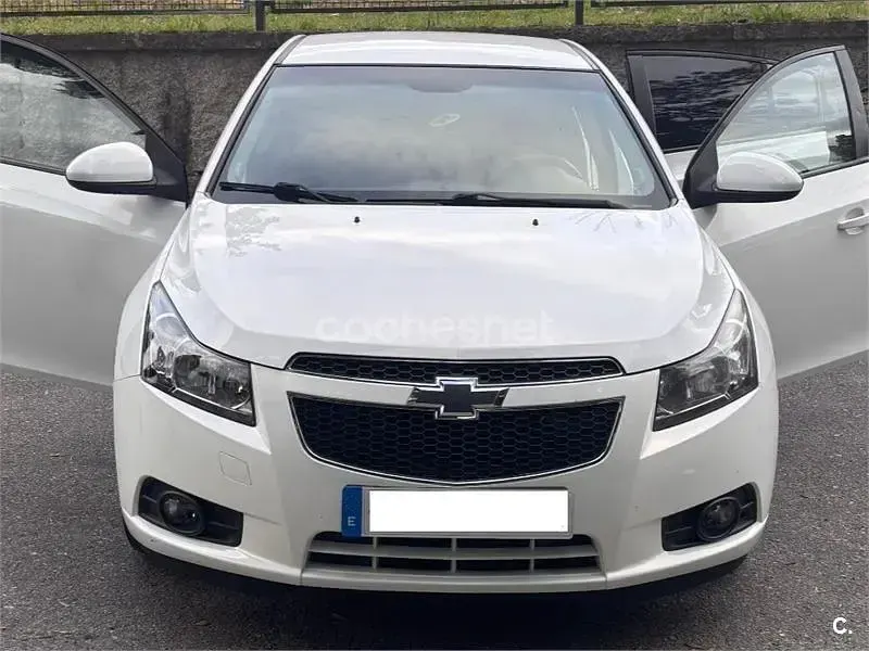 Usado Chevrolet Cruze LS 124 CV (91 kW) 2011 Blanco Berlina