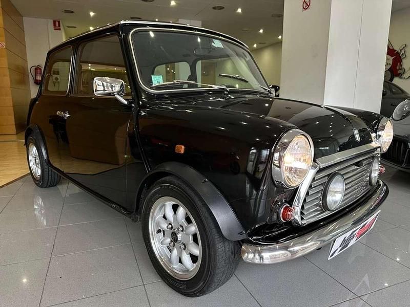 Usado Mini 1000 1985 Negro Utilitario