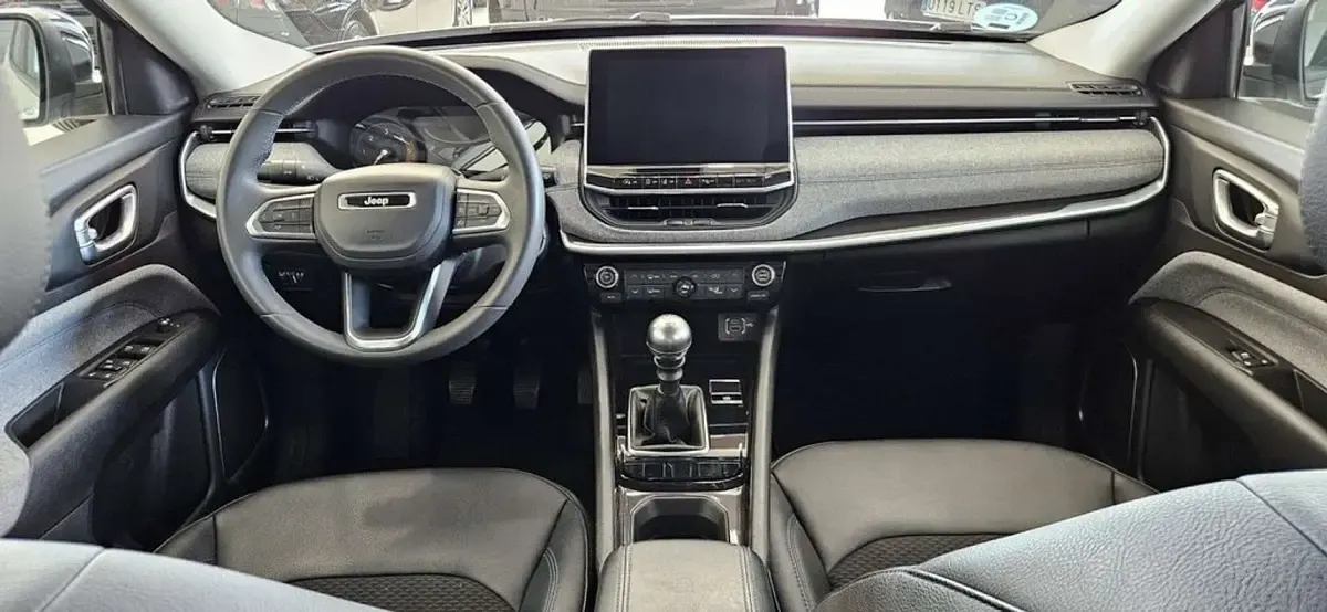 Usado Jeep Compass Longitude 131 CV (96 kW) 2021 Gris SUV