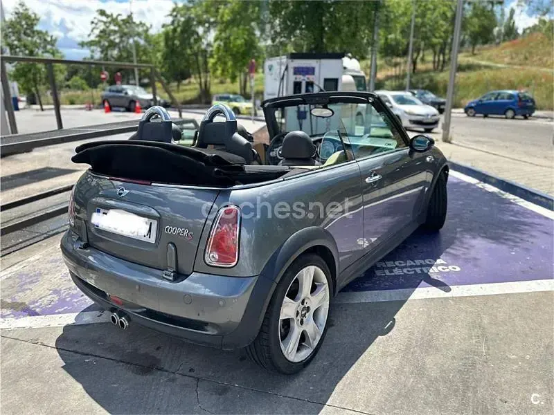 Usado Mini Cooper S Cabriolet 170 CV (125 kW) 2007 Gris / plata Descapotable