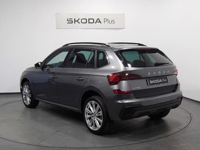 Gris Usado 2024 Skoda Kamiq SUV | 25.490 € (Un poco caro) - Imagen 1/4