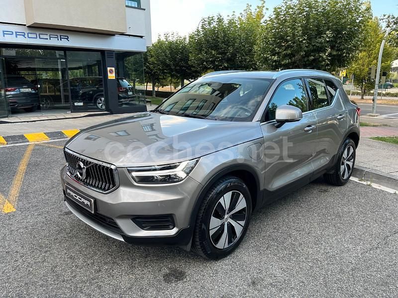 Beige Usado 2021 Volvo XC40 Inscription SUV | 22.900 € (Precio justo) - Imagen 1/4