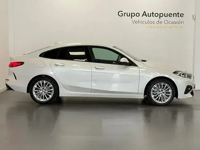 Usado BMW 218 Gran Coupé Comfort Edition 150 CV (110 kW) 2021 Blanco Coupe