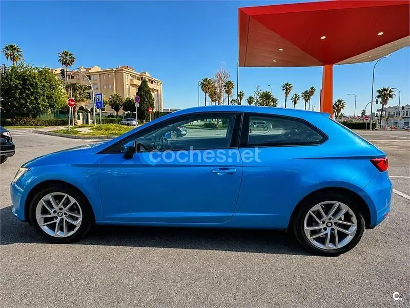 Usado Seat Leon SC Style 122 CV (89 kW) 2013 Azul Utilitario