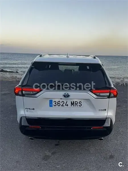 Usado Toyota RAV4 Hybrid Advance 306 CV (225 kW) 2024 Blanco SUV