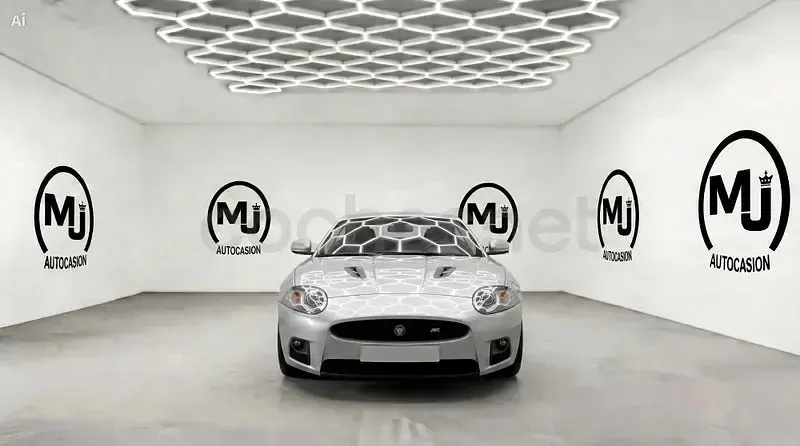 Usado Jaguar XKR 416 CV (305 kW) 2007 Gris / plata Coupe