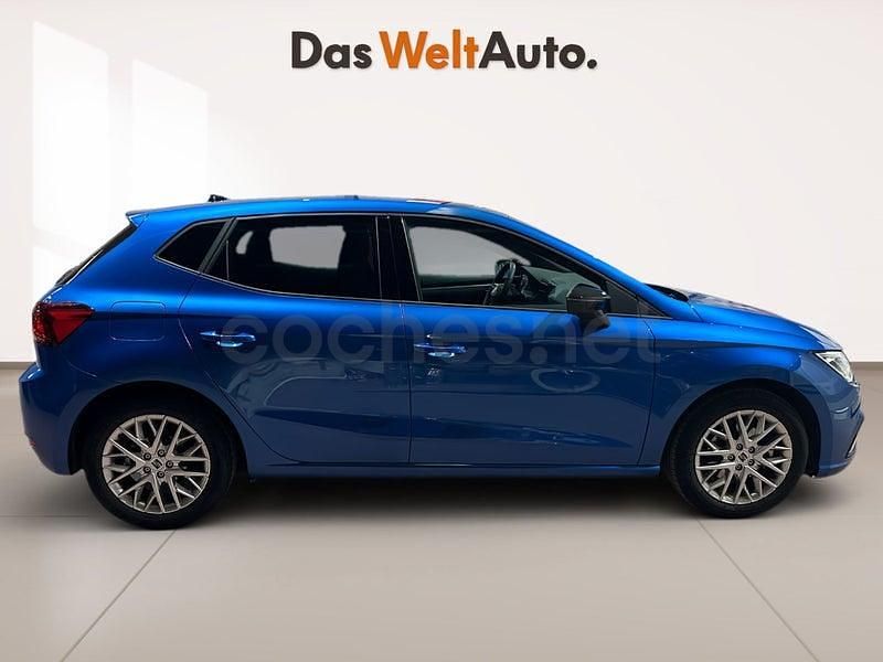 Usado Seat Ibiza FR 115 CV (84 kW) 2025 Azul Utilitario