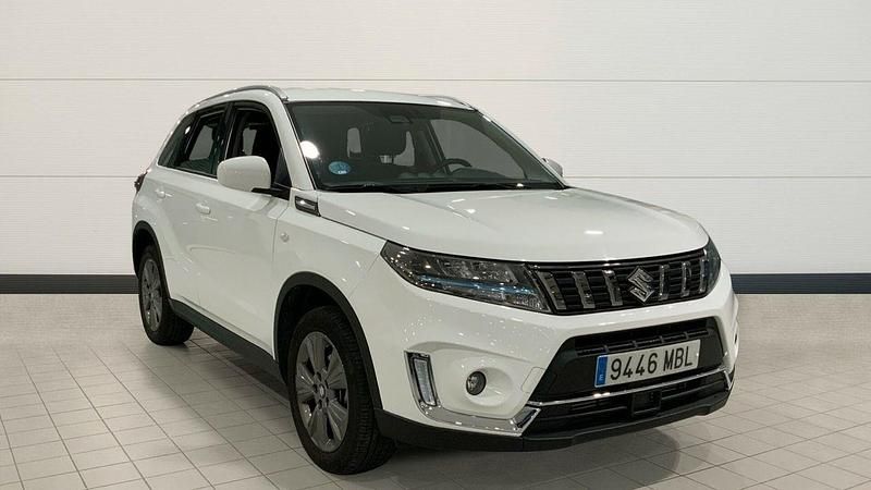 Blanco Usado 2022 Suzuki Vitara SUV | 22.900 € (Precio justo) - Imagen 1/1