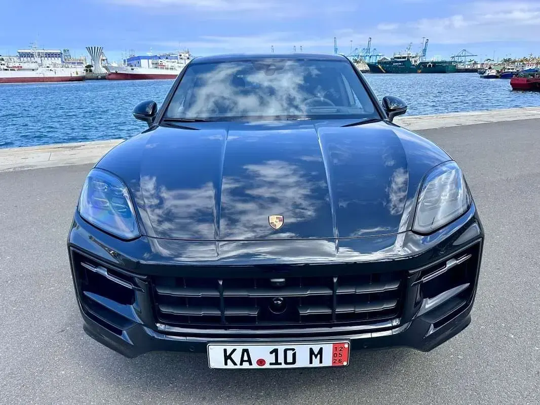 Usado Porsche Cayenne 470 CV (345 kW) 2024 Negro SUV