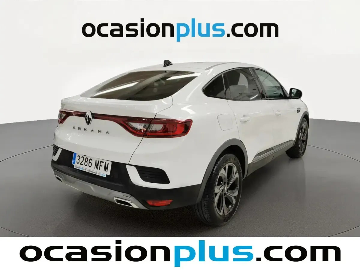 Usado Renault Arkana RS Line 160 CV (117 kW) 2023 Blanco SUV