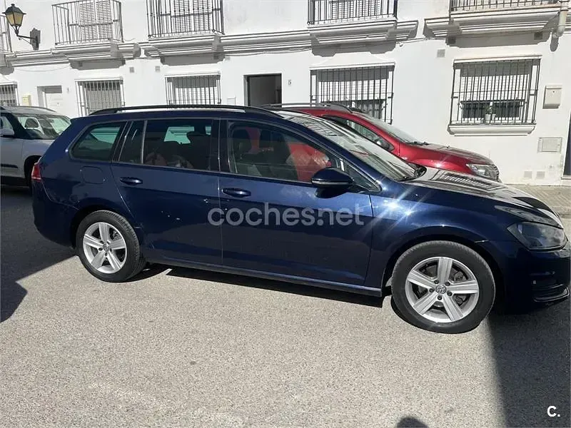 Usado VW Golf VII Advance 110 CV (80 kW) 2015 Azul Familiar