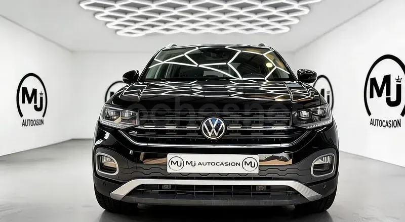 Usado VW T-Cross Sportline 110 CV (80 kW) 2022 Negro SUV