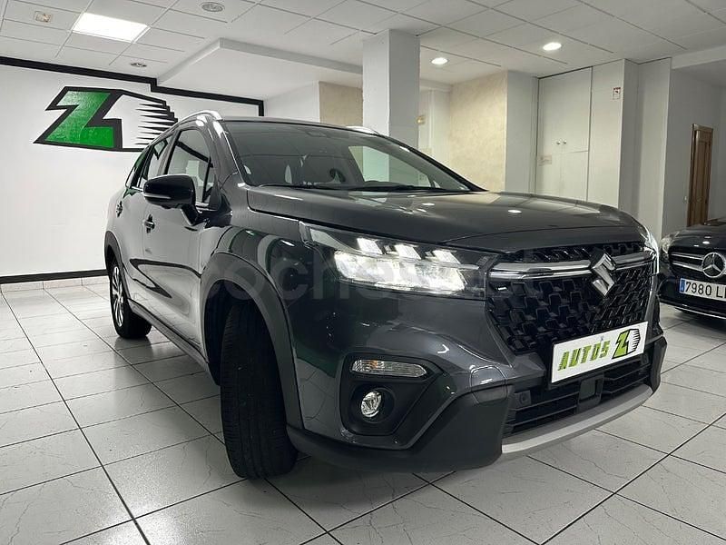 Usado Suzuki SX4 S-Cross 116 CV (85 kW) 2023 Gris / plata SUV